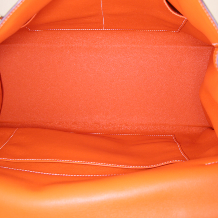 Bolso de mano Hermes Kelly Flat en cuero swift naranja - Detail D3