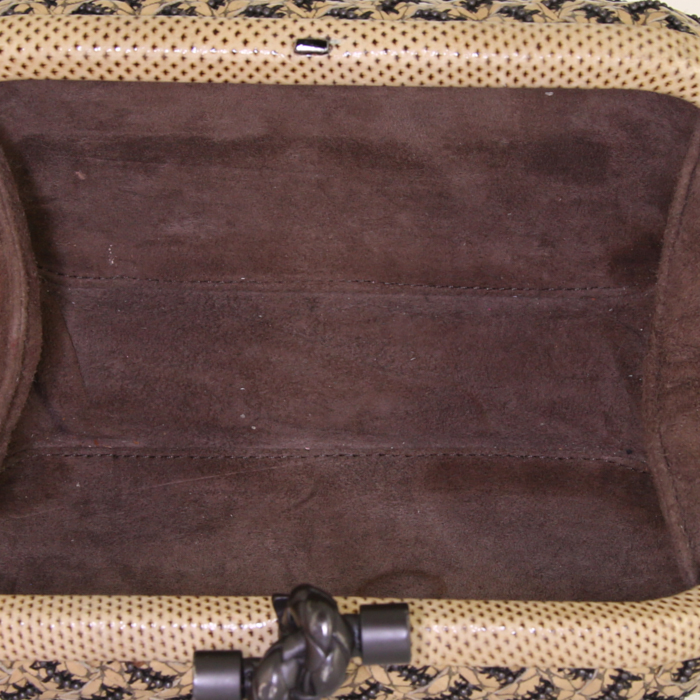 Bottega Veneta Knot pouch in beige braided leather - Detail D2