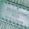 Bolso Cabás Louis Vuitton petit Noé modelo pequeño en cuero Epi verde - Detail D3 thumbnail