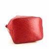 Borsa bisaccia Louis Vuitton petit Noé in pelle Epi rossa - Detail D4 thumbnail
