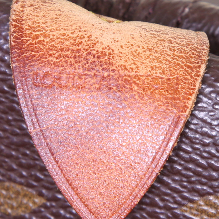 Sac de voyage Louis Vuitton Keepall 50 cm en toile monogram marron et cuir naturel - Detail D3