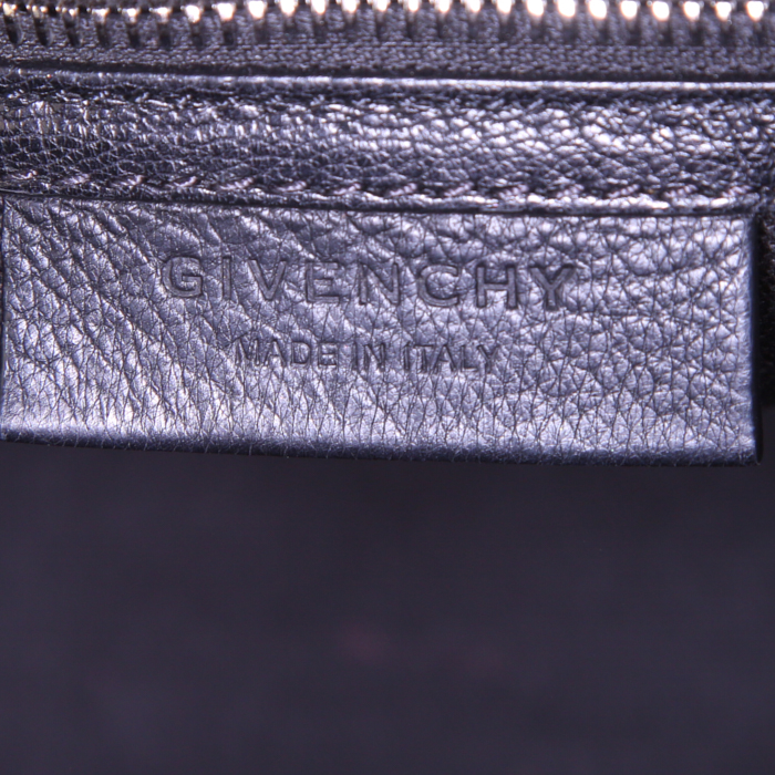 Borsa Givenchy Antigona modello piccolo in pelle martellata nera - Detail D4
