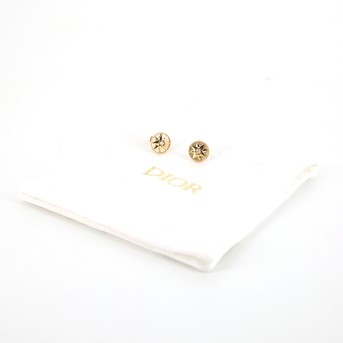 Dior Rose des vents earrings in yellow gold,  mother of pearl and diamonds - Detail D2