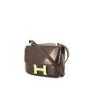 Bolso de mano Hermes Constance en cuero box marrón chocolate - 00pp thumbnail