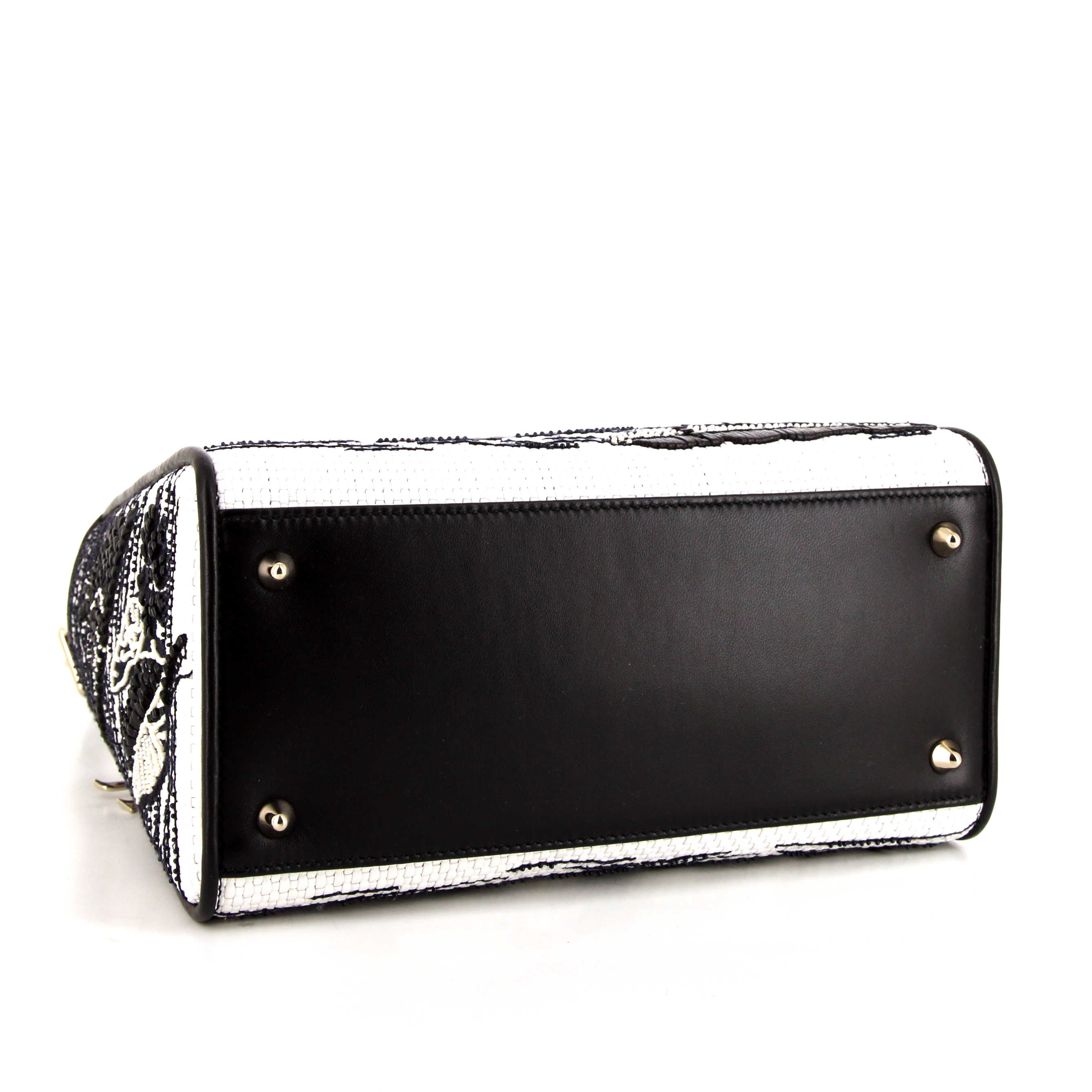 Dior Lady Dior Limited Edition medium model handbag in black and white bicolor leather and blue canvas - Detail D5