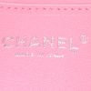 Borsa da spalla o a mano Chanel Mademoiselle in tweed rosa e bianco - Detail D4 thumbnail
