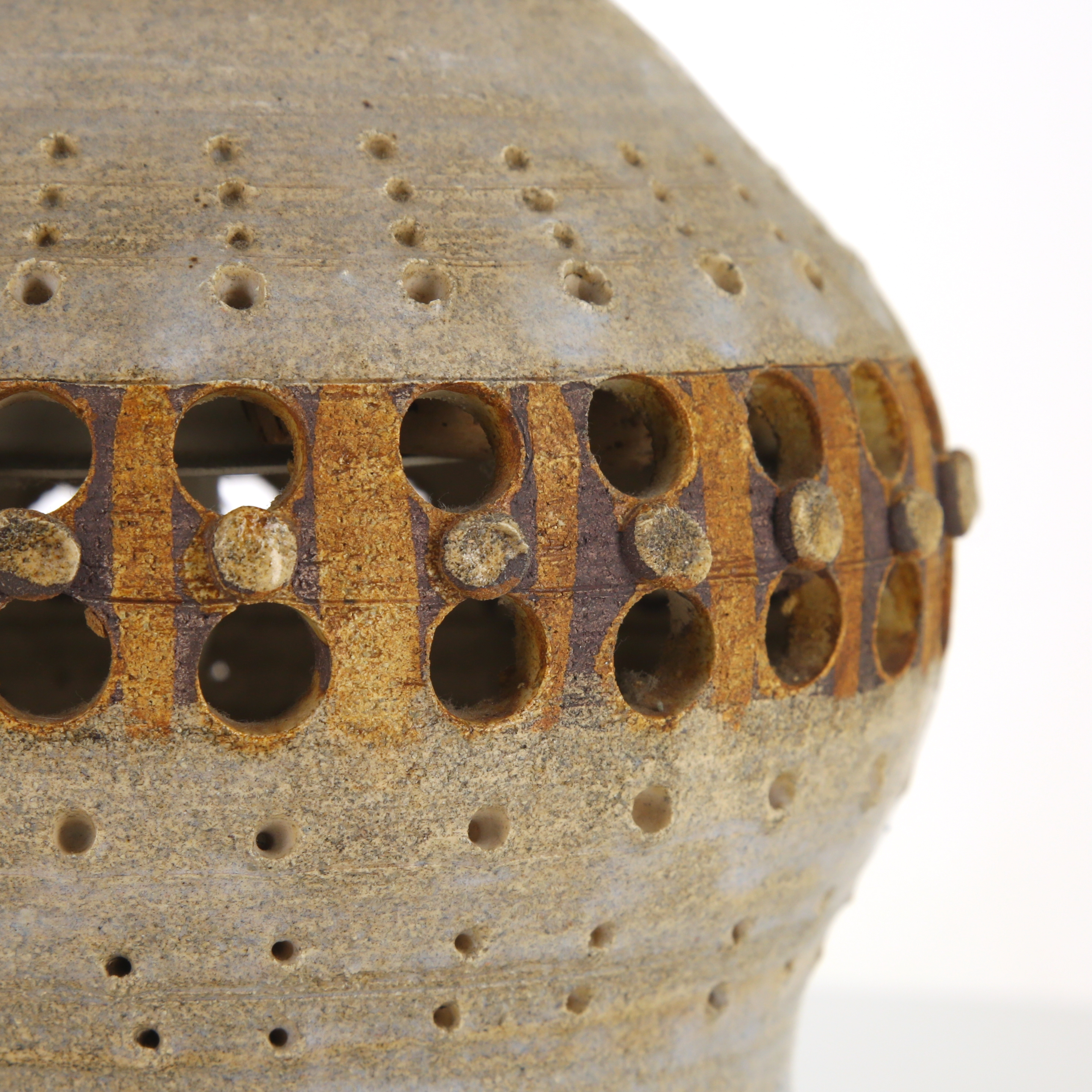 Georges Pelletier, rare and vintage "Sun" lamp in brown and white enamelled chamotte clay, from the 1960's - Detail D3
