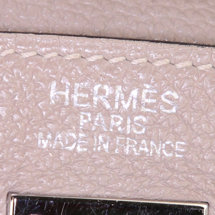 Sac à main Hermes Kelly 40 cm en cuir togo gris-tourterelle - Detail D4