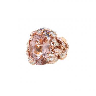 Sortija Dior Gourmande modelo grande en oro rosa,  diamantes y zafiros y en morganita rosa