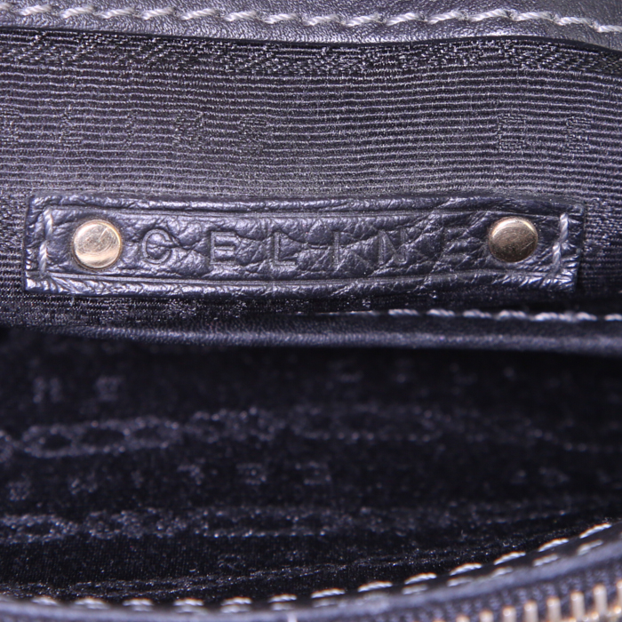 Celine Boogie handbag in black grained leather - Detail D3
