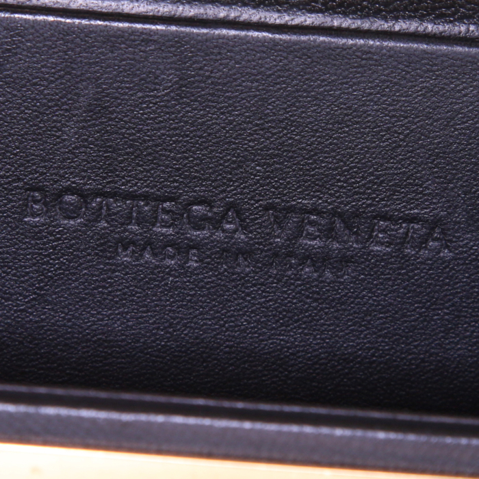 Sac bandoulière Bottega Veneta Daisey en cuir noir - Detail D3