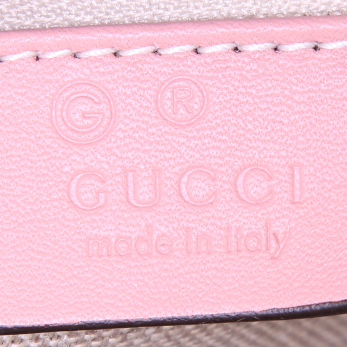 Bolso de mano Gucci en cuero Monogram rosa - Detail D4