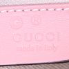 Sac à main Gucci en cuir monogram rose - Detail D4 thumbnail