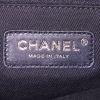 Sac à main Chanel Timeless en toile chevrons noire - Detail D4 thumbnail