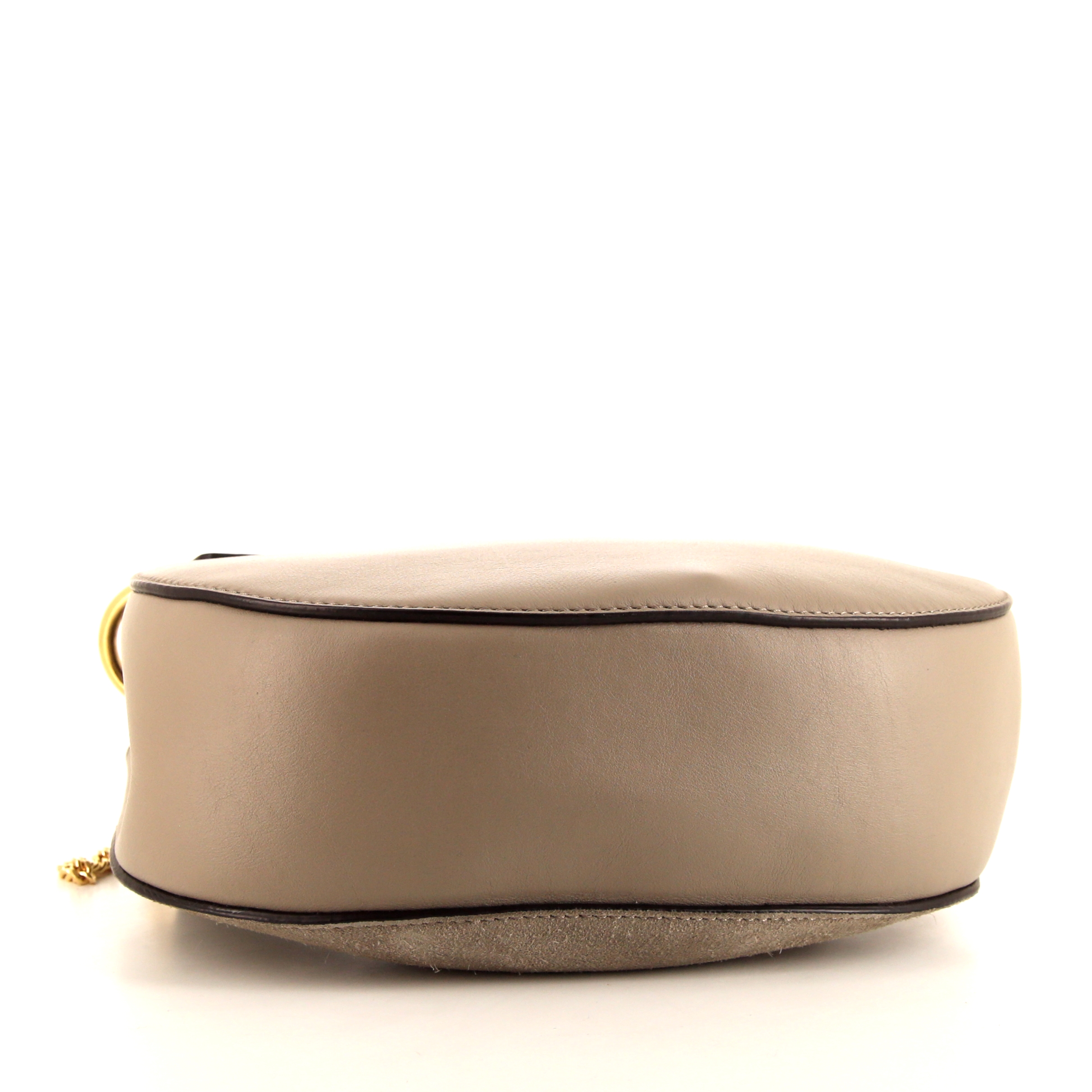 Bolso bandolera Chloé Drew en cuero granulado gris y ante gris - Detail D4