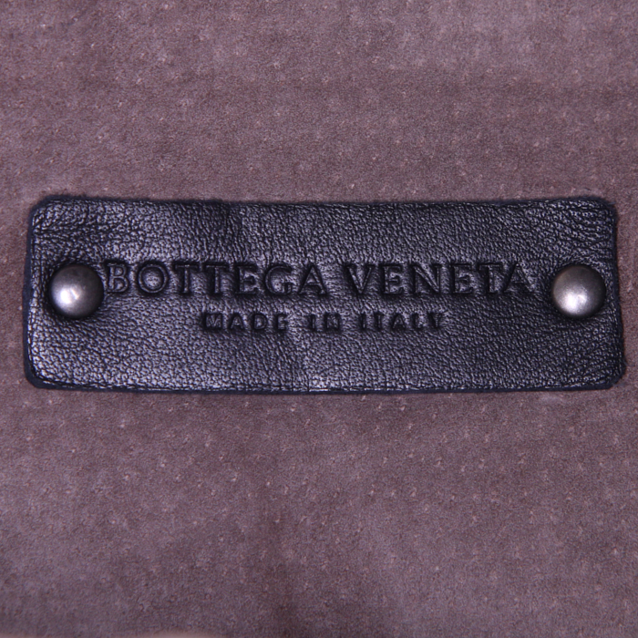 Bottega Veneta handbag in black braided leather - Detail D3