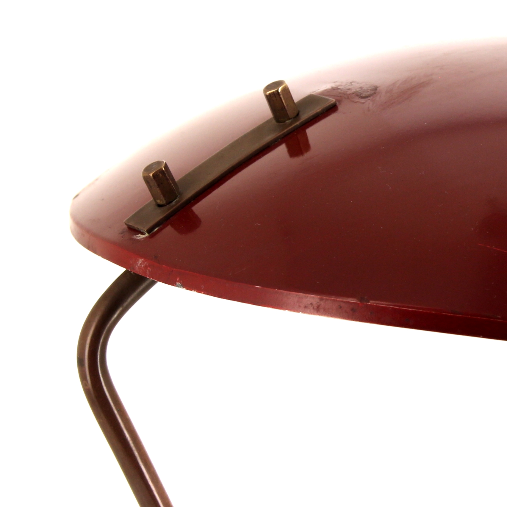 Bruno Gatta, lampe de bureau modèle 8023, en marbre, laiton et métal laqué rouge, édition Stilnovo, étiquette de l'éditeur, années 1960