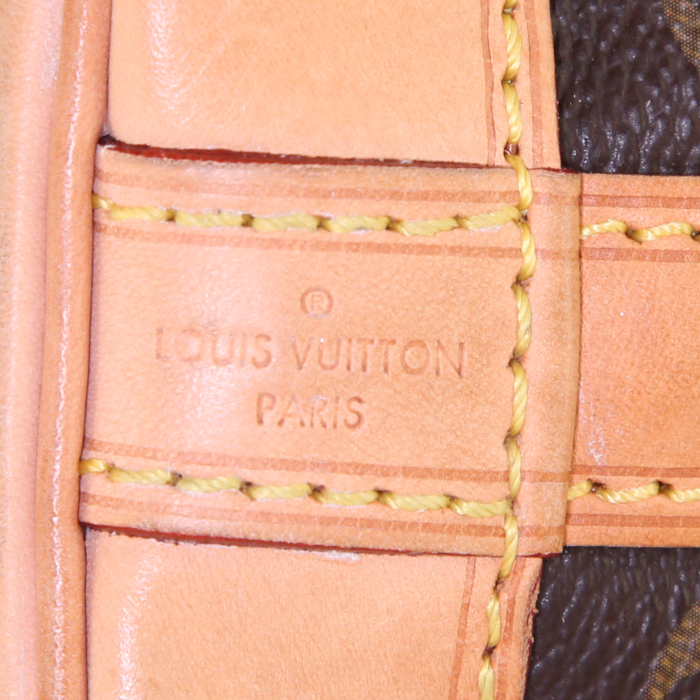 Sac bandoulière Louis Vuitton petit Noé en toile monogram marron et cuir naturel - Detail D3