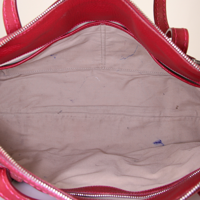 Bolso de mano Tod's en cuero granulado rojo - Detail D2