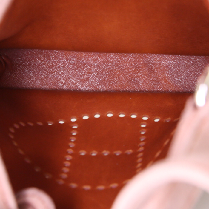 Borsa a tracolla Hermès Mini Evelyne mini in pelle di vitello doblis marrone - Detail D2