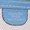 Sac bandoulière Hermes Evelyne moyen modèle en cuir taurillon clémence bleu-jean et toile beige - Detail D3 thumbnail