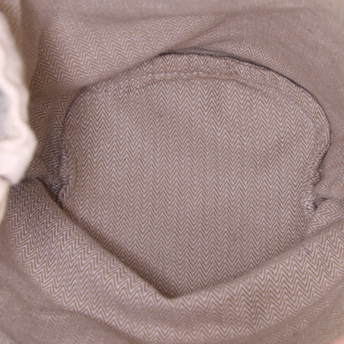 Sac à main Hermes Mangeoire en cuir taurillon clémence bleu-jean - Detail D2