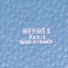 Bolso de mano Hermes Mangeoire en cuero taurillon clémence azul - Detail D3 thumbnail