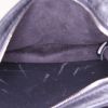 Bolsito-cinturón Chanel en cuero negro - Detail D2 thumbnail