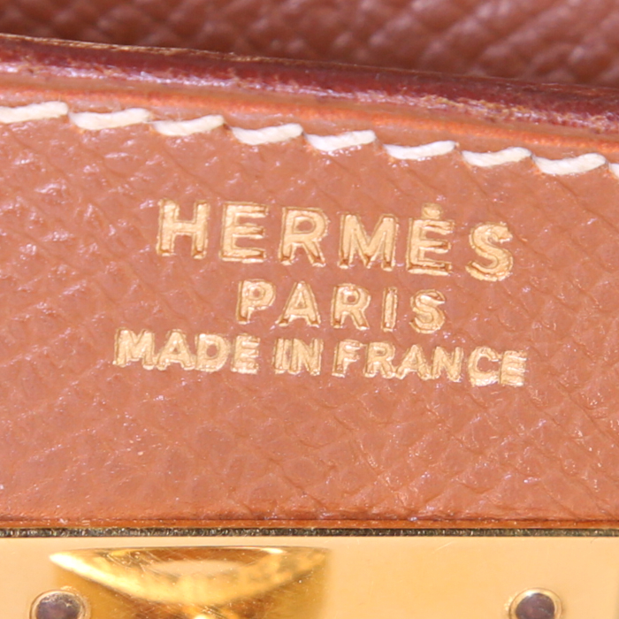 Hermes Kelly 32 cm handbag in gold Courchevel leather - Detail D4