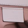 Borsa a tracolla Gucci GG Marmont mini in pelle trapuntata bianca con decori geometrici - Detail D4 thumbnail
