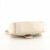 Borsa a tracolla Gucci GG Marmont mini in pelle trapuntata bianca con decori geometrici - Detail D5 thumbnail