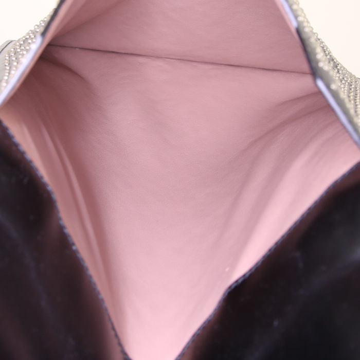 Pochette Alaïa in pelle nera decorazione con chiodi in metallo argentato - Detail D2