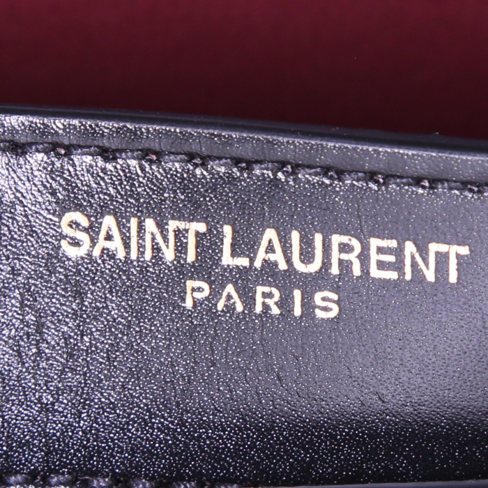 Sac bandoulière Saint Laurent Cassandre en cuir noir - Detail D4