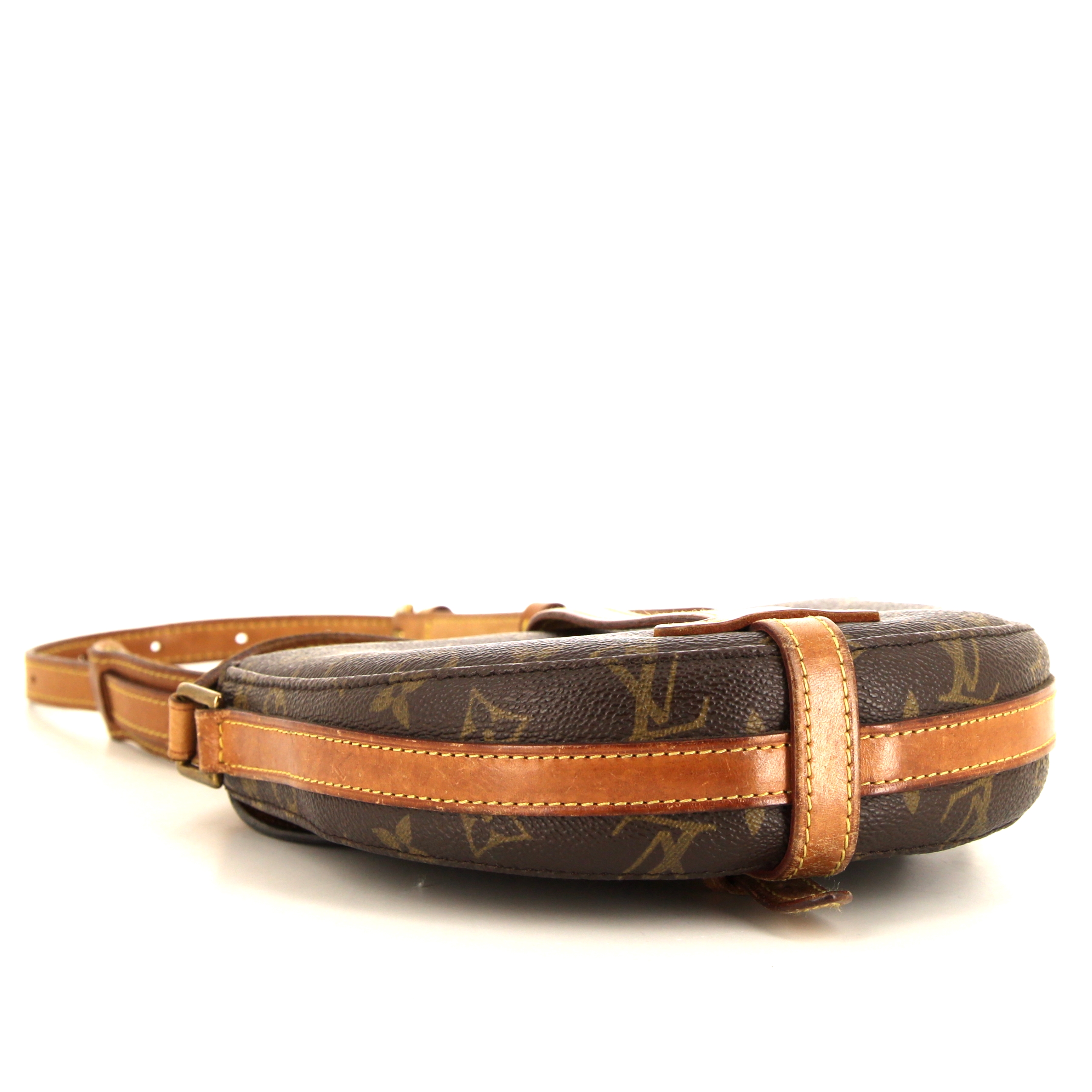 Sac besace Louis Vuitton Chantilly en toile monogram marron et cuir naturel - Detail D4