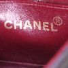 Borsa a tracolla Chanel Mini Timeless in pelle trapuntata marrone scuro - Detail D3 thumbnail