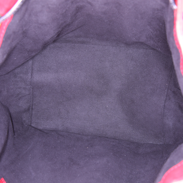 Sac cabas Louis Vuitton petit Noé en cuir épi bicolore rouge et noir - Detail D2