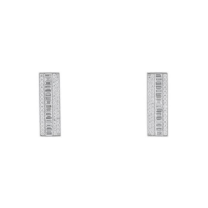 Paire de boucles d'oreilles Messika Liz en or blanc et diamants