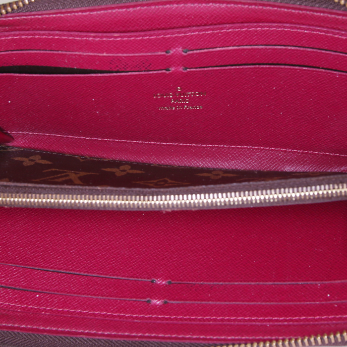 Portafogli Louis Vuitton Clémence in tela monogram marrone e pelle martellata fucsia - Detail D2