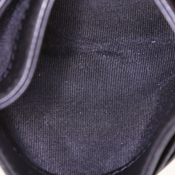Porte-cartes Chanel en cuir grainé noir - Detail D1