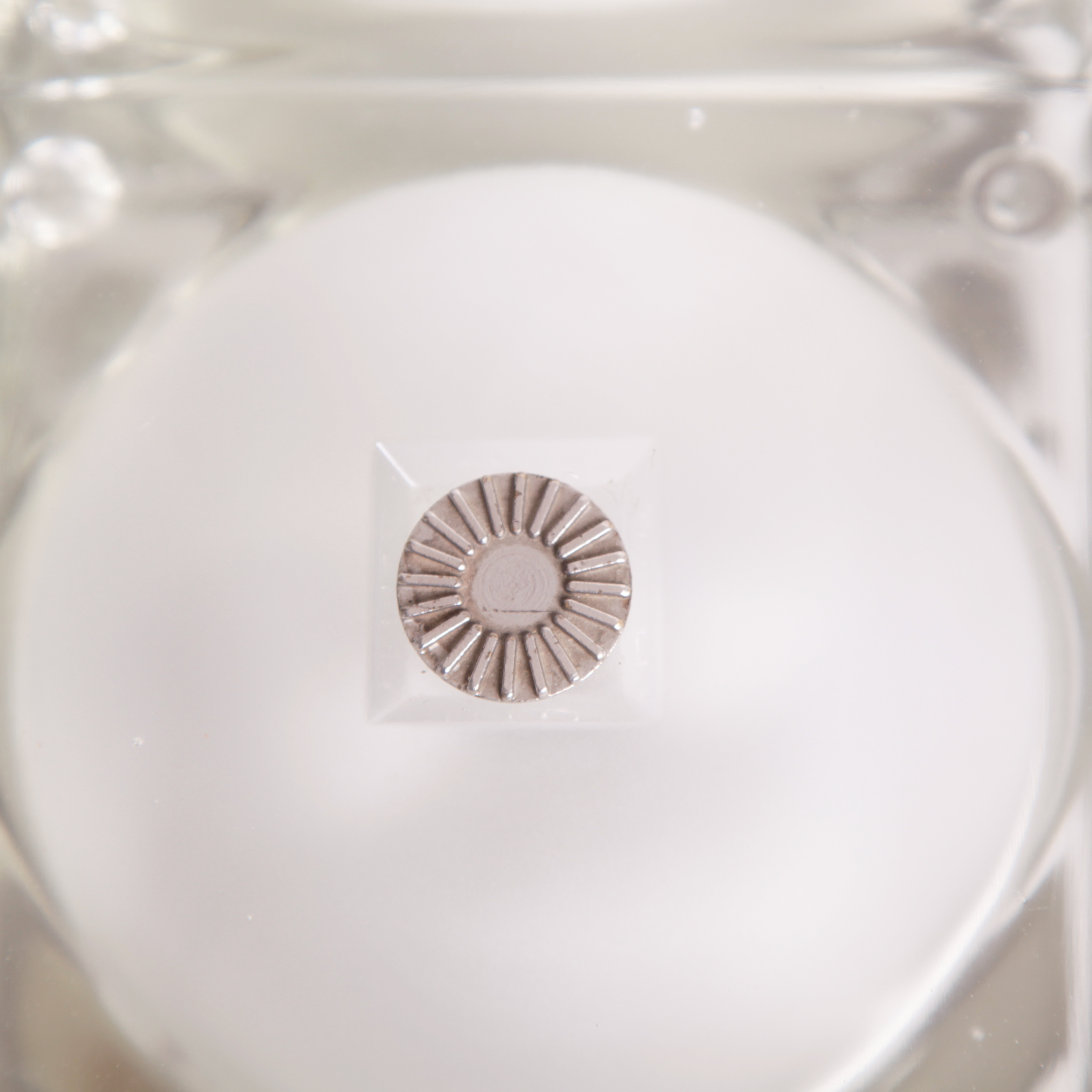 Alessandro Mendini, lampe "Cubosfera", en verre de Murano et métal, édition Fidenza vetraria, de 1968