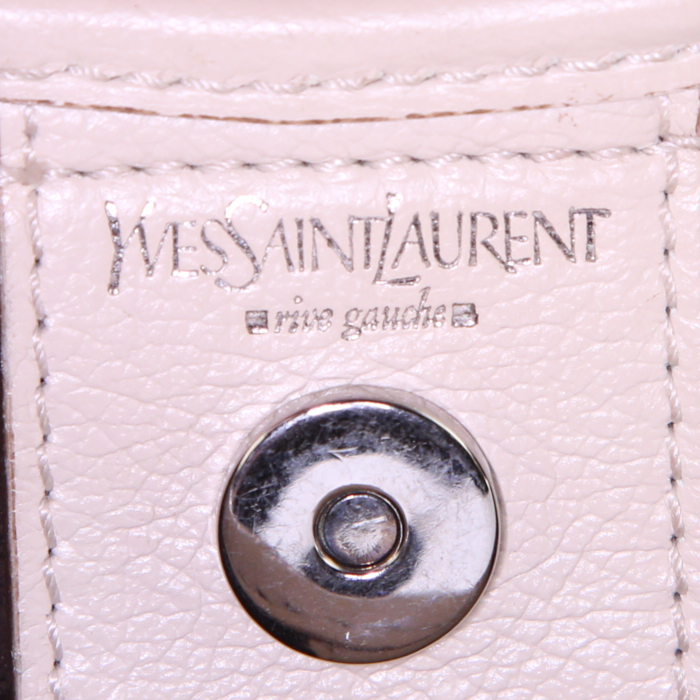 Yves Saint Laurent Mombasa handbag in beige leather - Detail D3