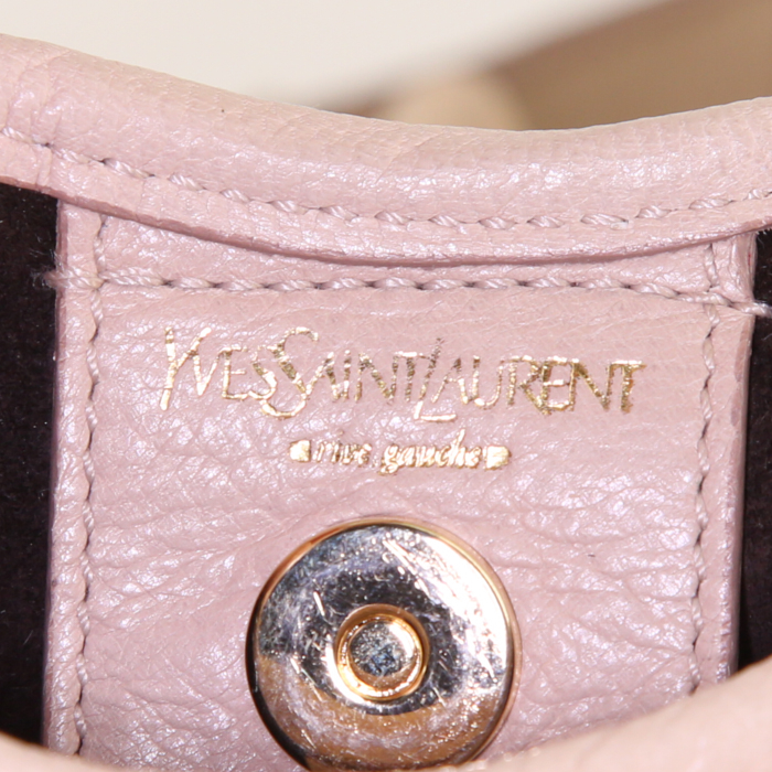 Bolso de mano Saint Laurent en cuero beige - Detail D3