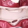 Bolso de mano Chloé Silverado en piel de pitón rosa y cuero color burdeos - Detail D2 thumbnail