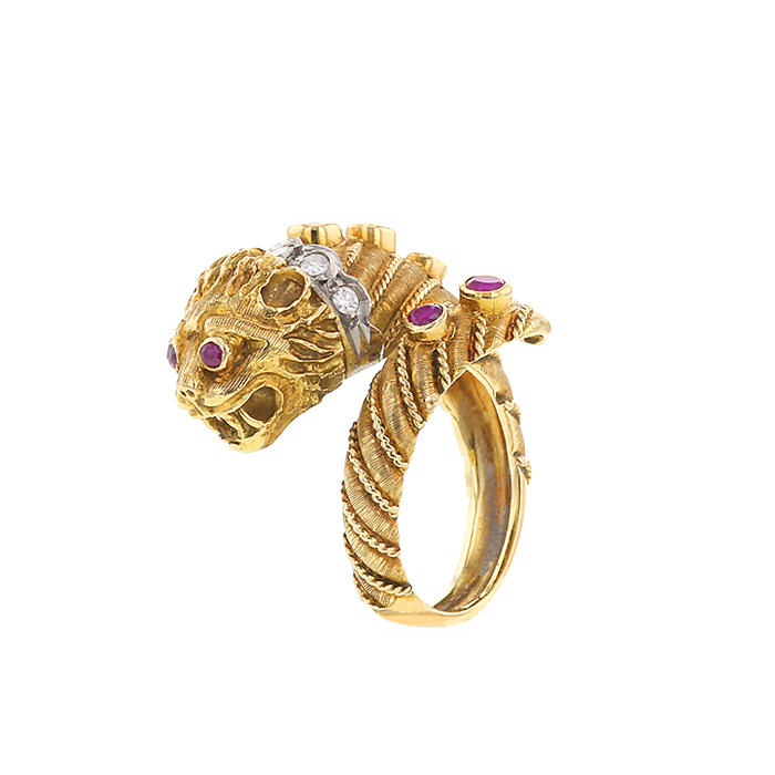 Bague époque années 80 Lalaounis Animal Head en or jaune blanc, rubis et diamants - Detail D1