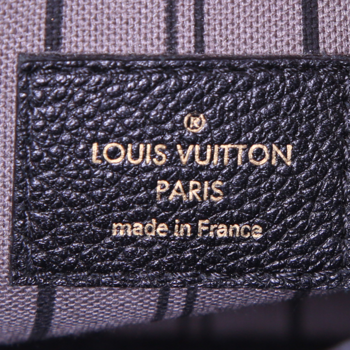 Sac à main Louis Vuitton Montaigne en cuir monogram empreinte noir - Detail D4