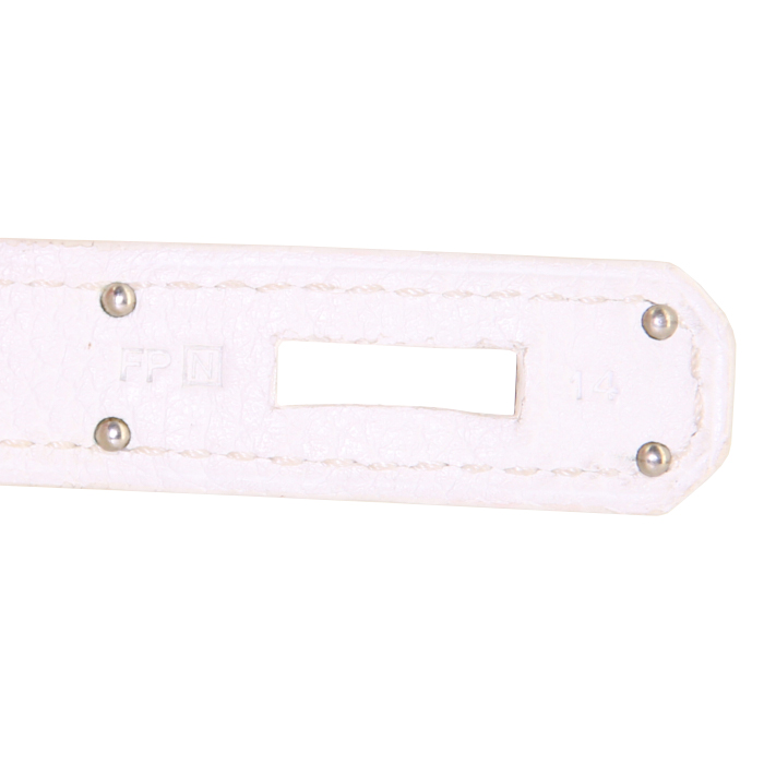 Sac à main Hermes Birkin 35 cm en cuir togo blanc - Detail D4