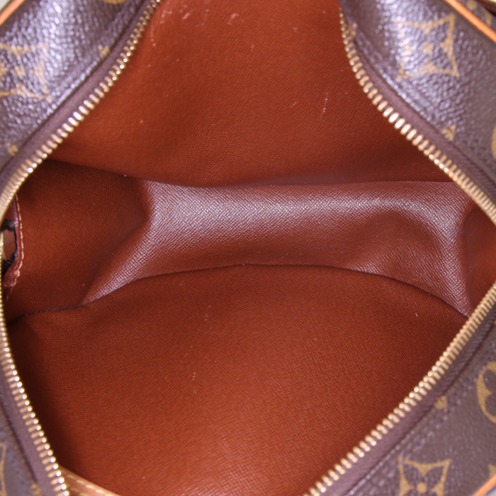 Bolso bandolera Louis Vuitton Blois en cuero Monogram marrón y cuero natural - Detail D2