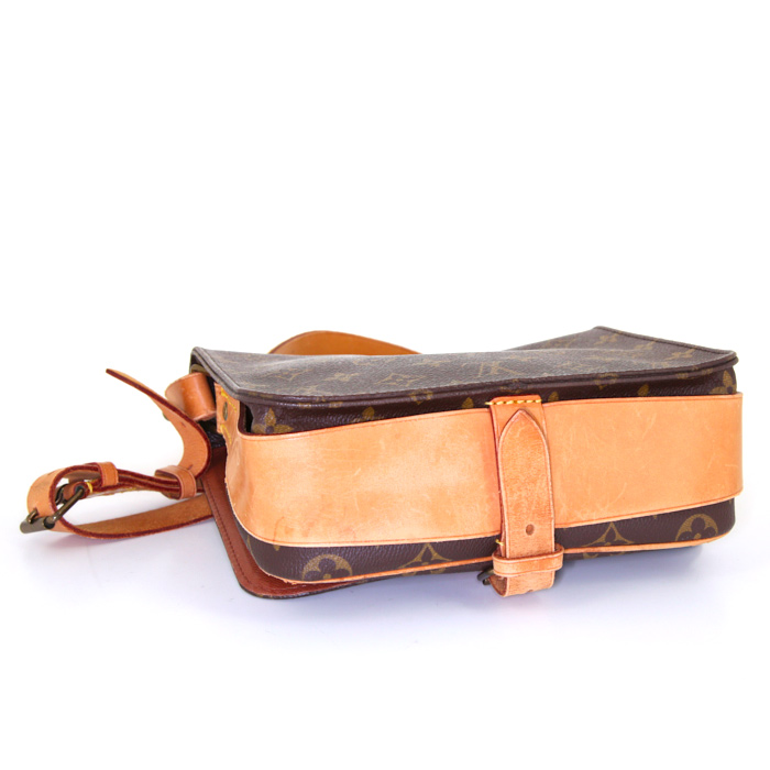 Louis Vuitton Cartouchiére messenger bag in brown monogram canvas and natural leather - Detail D4