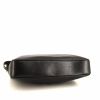 Bolso para llevar al hombro Chanel Vintage Shopping en cuero granulado negro - Detail D4 thumbnail