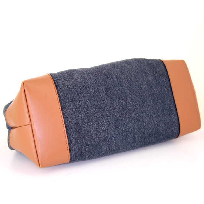 Gucci Craft Tote shopping bag in blue denim canvas and brown leather - Detail D4